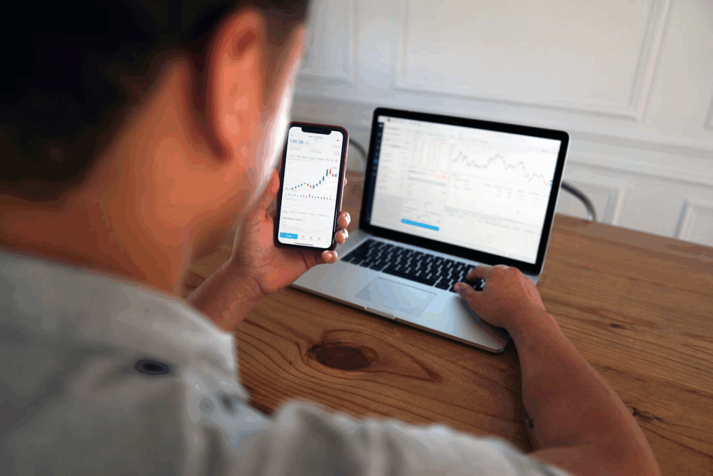 man trading - Forex Prop Trading Firms
